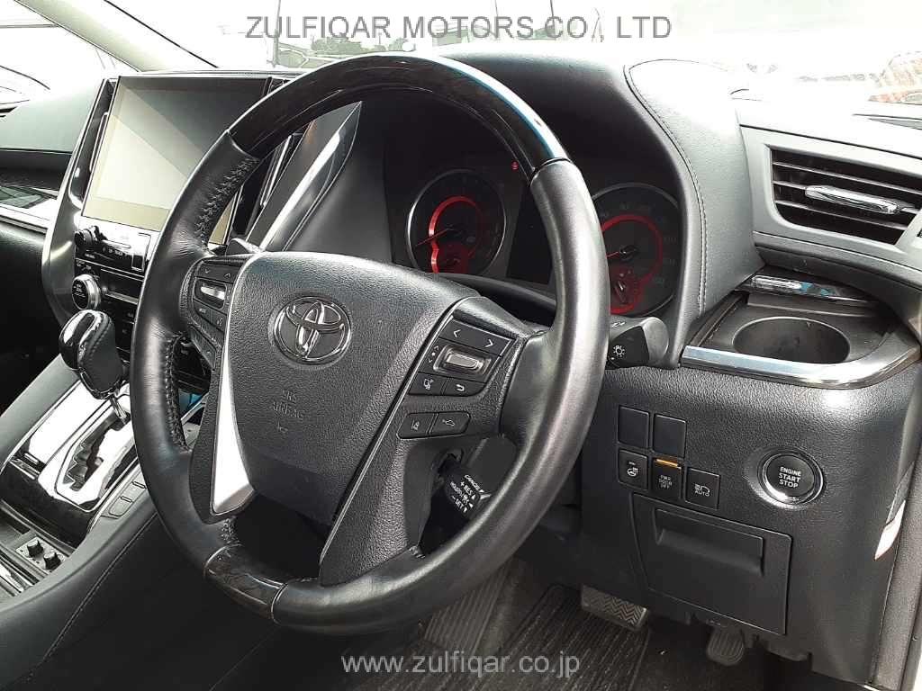 TOYOTA VELLFIRE 2020 Image 7