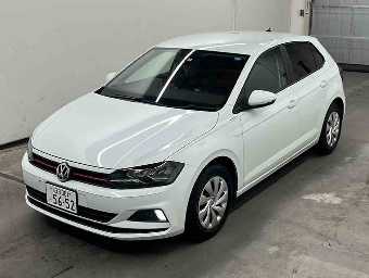 VOLKSWAGEN POLO 2019 Image 2