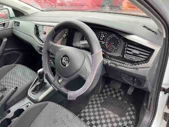 VOLKSWAGEN POLO 2019 Image 6