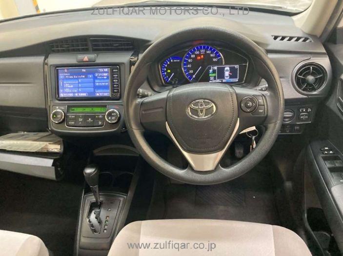 TOYOTA COROLLA AXIO 2017 Image 6