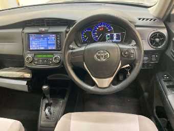 TOYOTA COROLLA AXIO 2017 Image 6