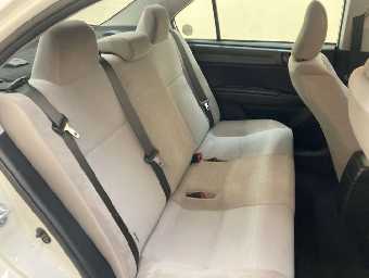 TOYOTA COROLLA AXIO 2017 Image 7