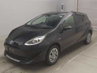 TOYOTA AQUA 2020 Image 1