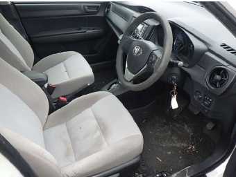 TOYOTA COROLLA AXIO 2016 Image 5