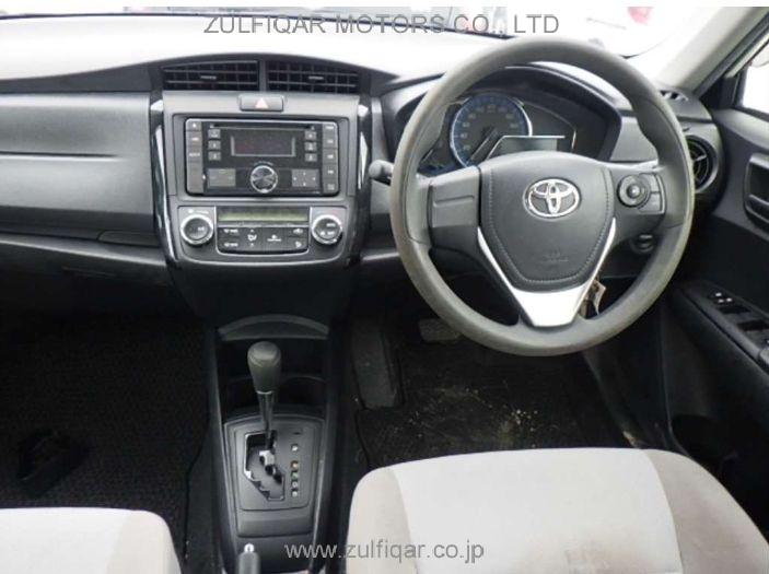 TOYOTA COROLLA AXIO 2016 Image 6
