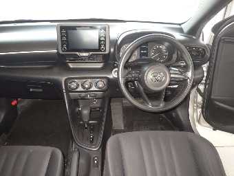 TOYOTA YARIS 2020 Image 6