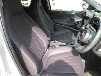 TOYOTA YARIS 2020 Image 6