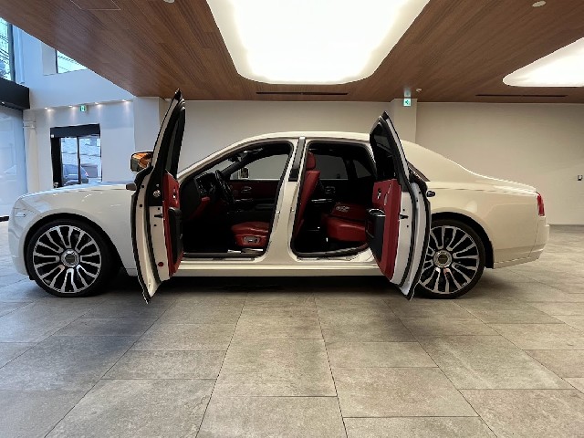 ROLLS ROYCE GHOST 2011 Image 46