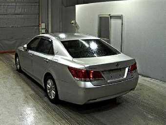 TOYOTA CROWN HYBRID 2013 Image 2