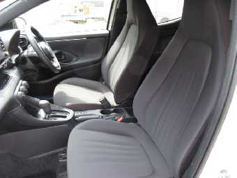 TOYOTA YARIS 2020 Image 11