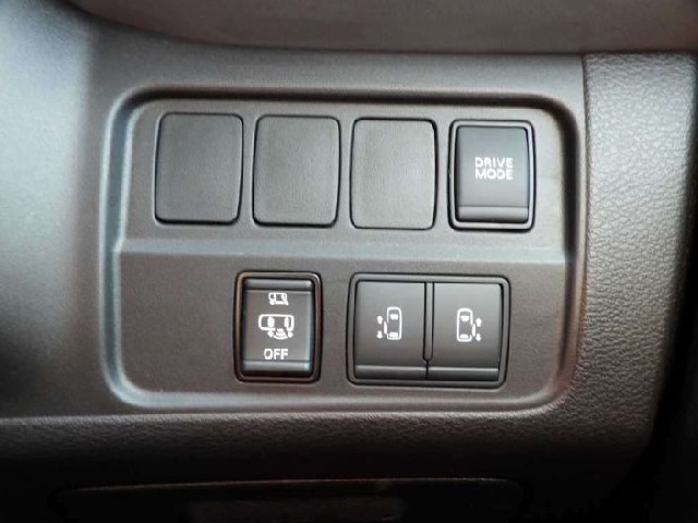 NISSAN SERENA 2022 Image 19