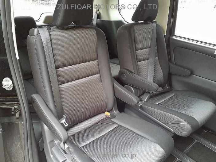 NISSAN SERENA 2022 Image 10