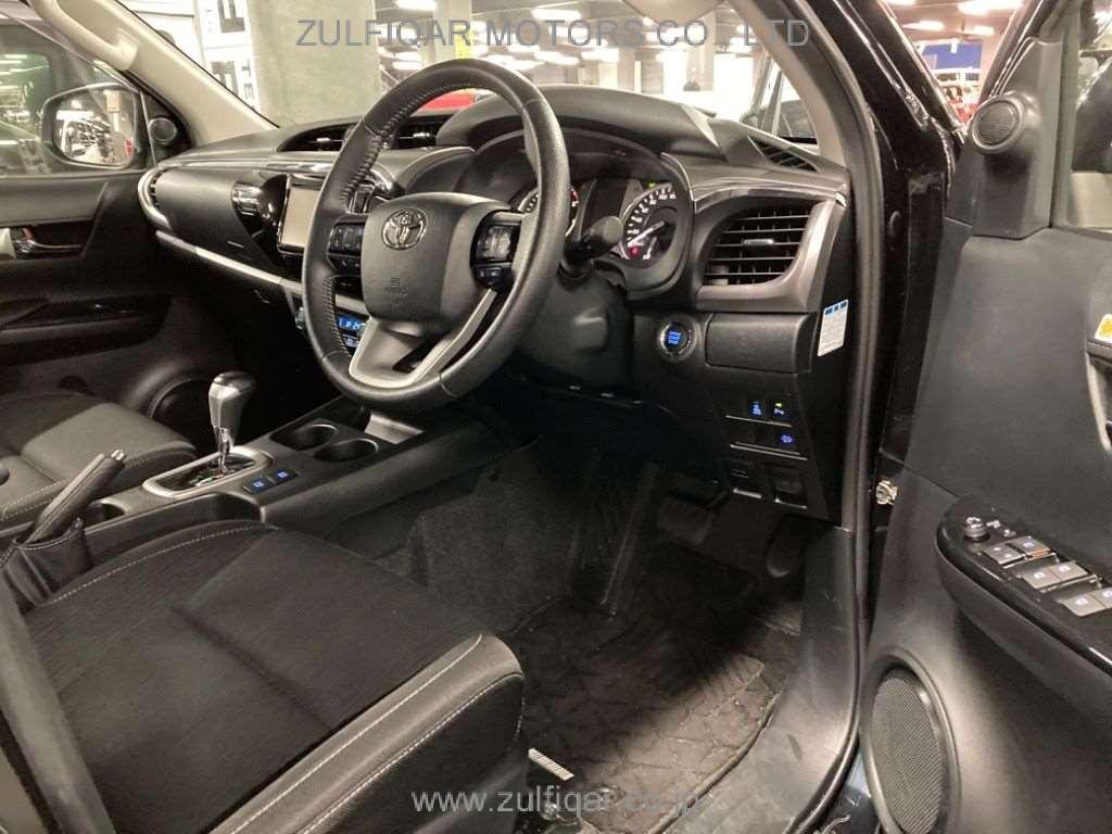 TOYOTA HILUX 2020 Image 5