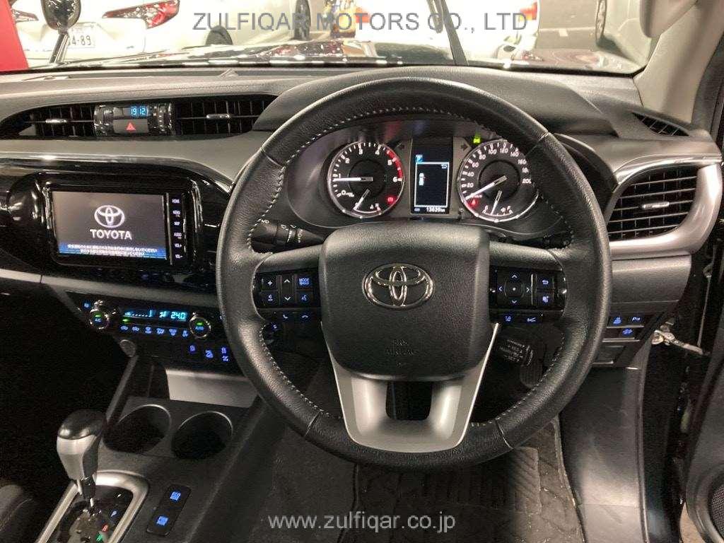 TOYOTA HILUX 2020 Image 6