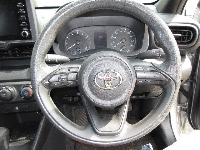 TOYOTA YARIS 2020 Image 19