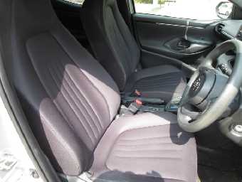 TOYOTA YARIS 2020 Image 6