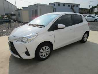 TOYOTA VITZ 2020 Image 1