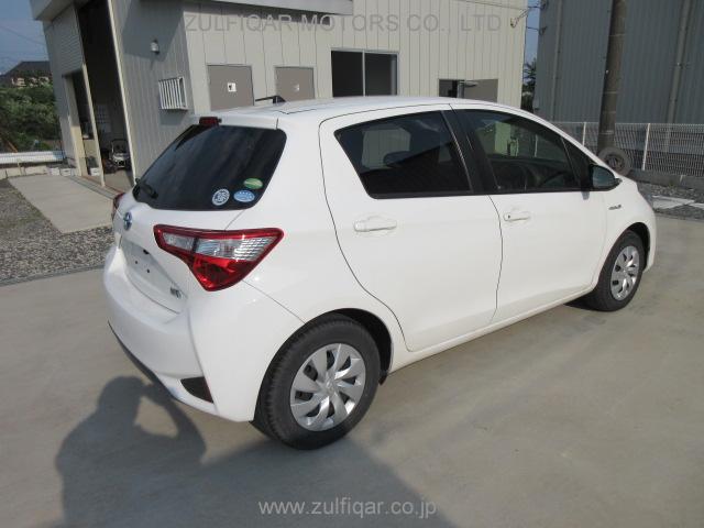 TOYOTA VITZ 2020 Image 3