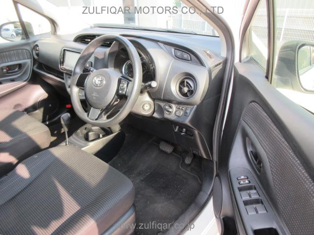 TOYOTA VITZ 2020 Image 5