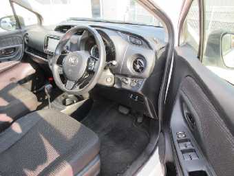 TOYOTA VITZ 2020 Image 5