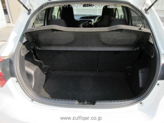 TOYOTA VITZ 2020 Image 9