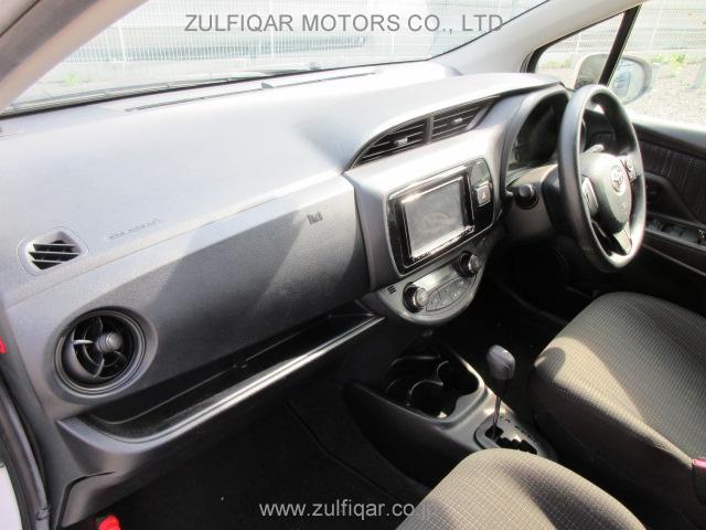 TOYOTA VITZ 2020 Image 12