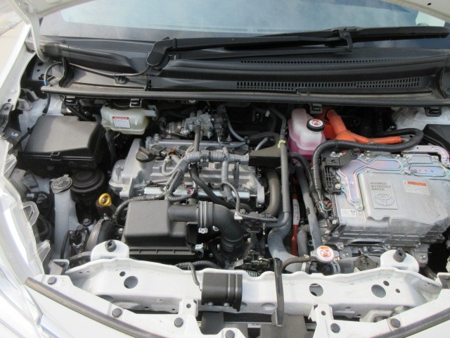 TOYOTA VITZ 2020 Image 22