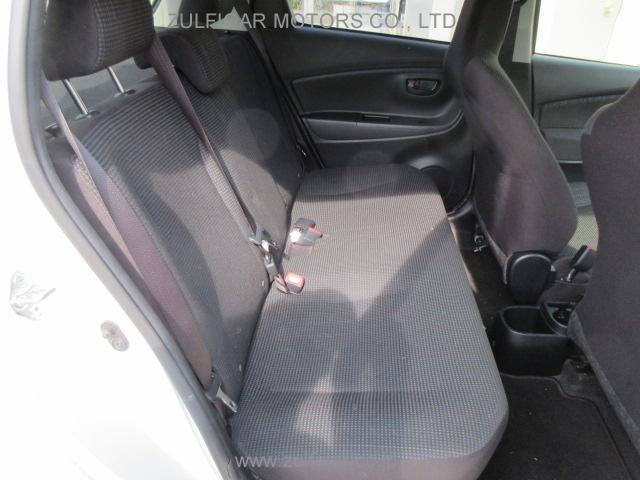 TOYOTA VITZ 2020 Image 8