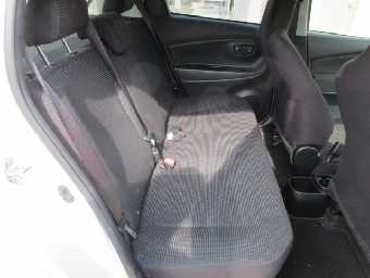 TOYOTA VITZ 2020 Image 8