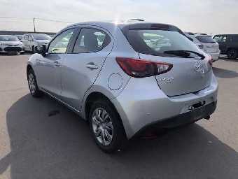 MAZDA DEMIO 2018 Image 11