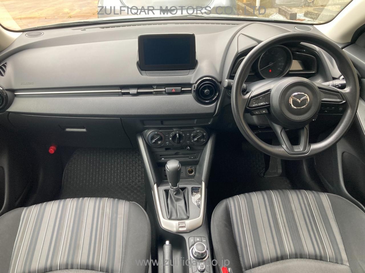 MAZDA DEMIO 2018 Image 3