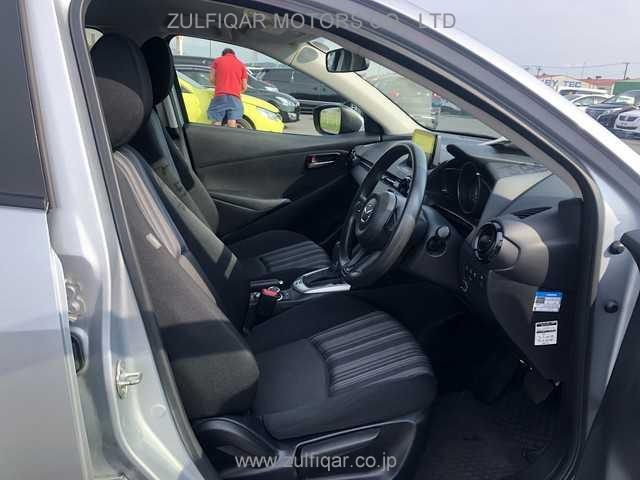 MAZDA DEMIO 2018 Image 4