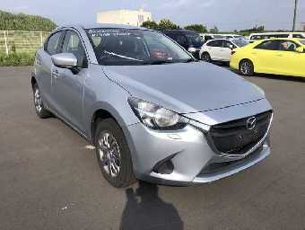 MAZDA DEMIO 2018 Image 9