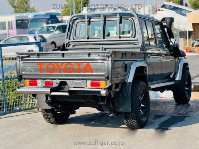 TOYOTA LAND CRUISER PICKUP 2013 Image 3
