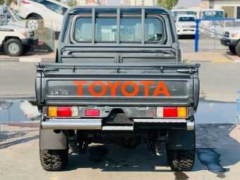 TOYOTA LAND CRUISER PICKUP 2013 Image 4