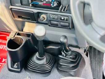 TOYOTA LAND CRUISER PICKUP 2013 Image 10