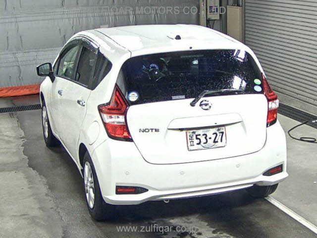 NISSAN NOTE 2021 Image 2
