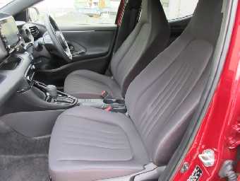 TOYOTA YARIS 2021 Image 11