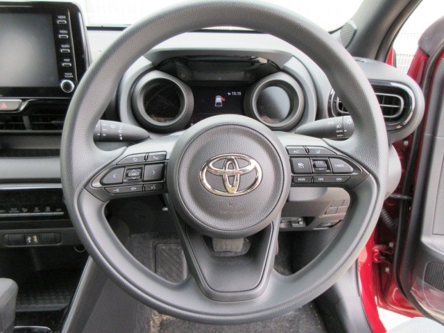 TOYOTA YARIS 2021 Image 19