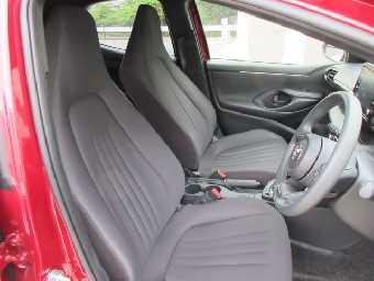 TOYOTA YARIS 2021 Image 6