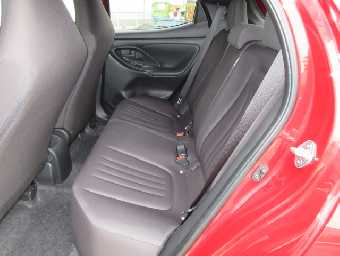 TOYOTA YARIS 2021 Image 10