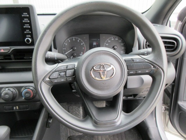 TOYOTA YARIS 2021 Image 19