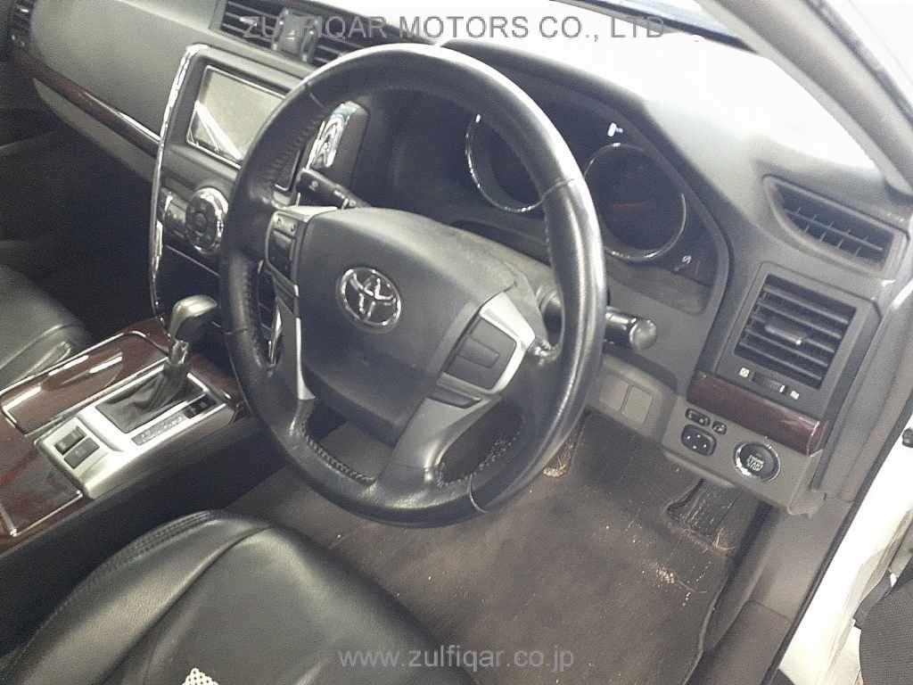 TOYOTA MARK X 2010 Image 7