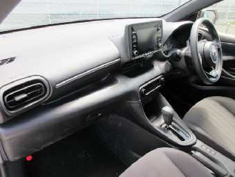 TOYOTA YARIS 2020 Image 12