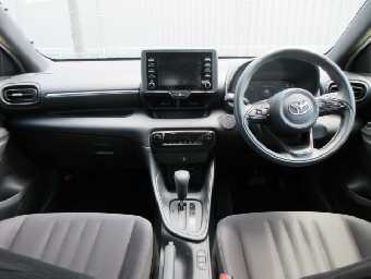 TOYOTA YARIS 2020 Image 7