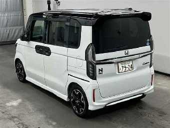 HONDA N-BOX CUSTOM 2019 Image 2