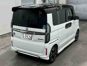 HONDA N-BOX CUSTOM 2019 Image 3