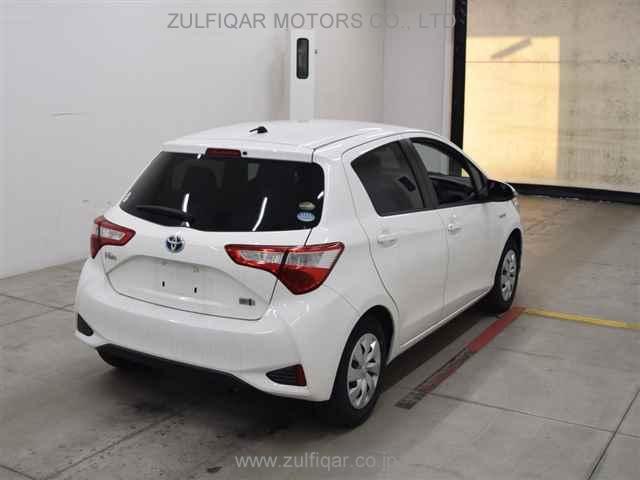 TOYOTA VITZ 2018 Image 5