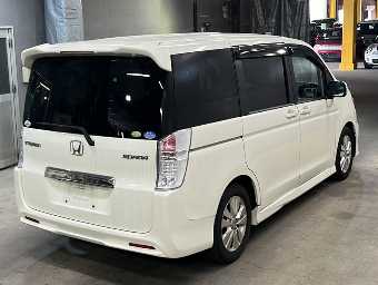 HONDA STEPWGN SPADA 2010 Image 5