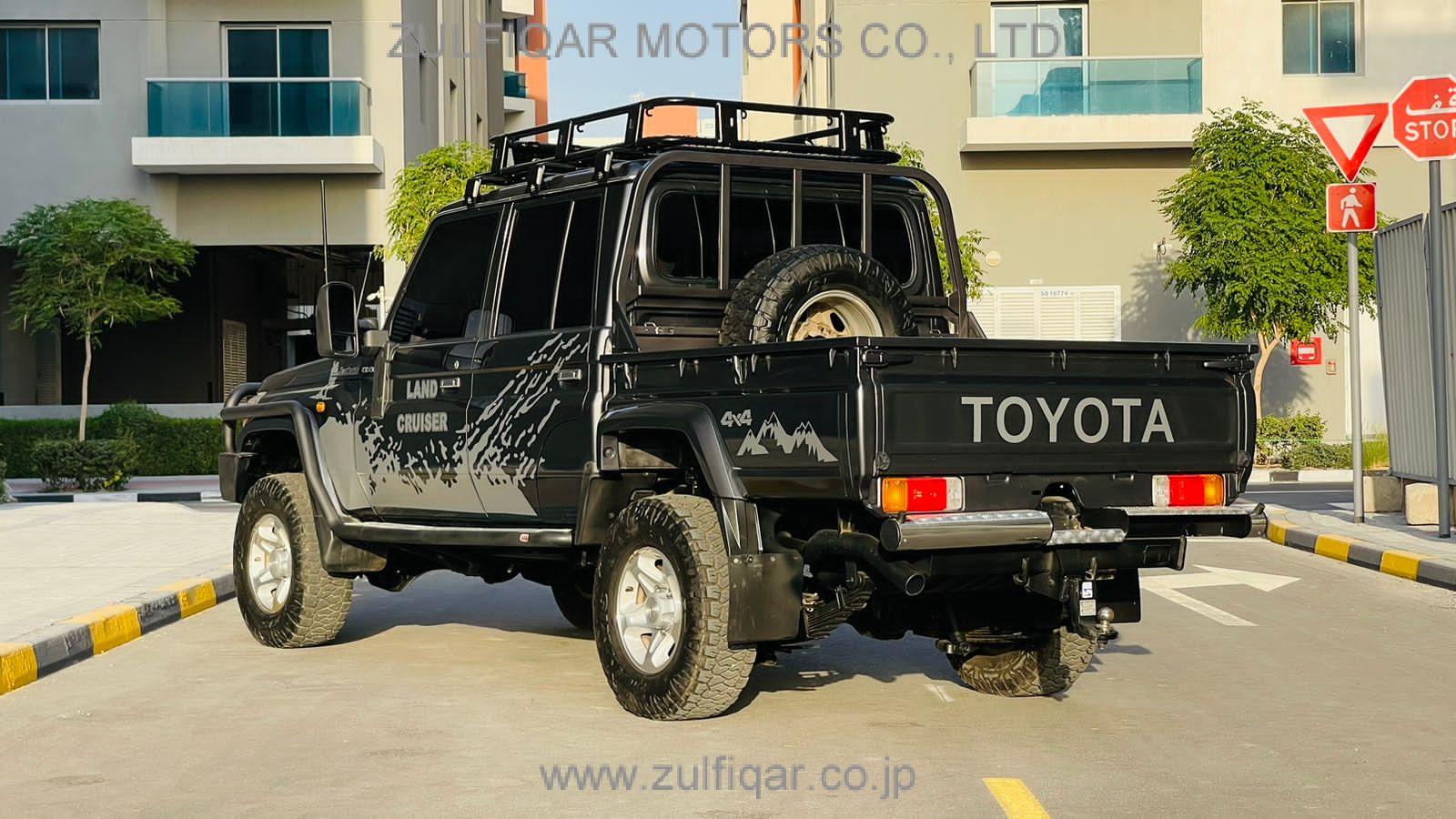 TOYOTA LAND CRUISER PICKUP 2016 Image 3